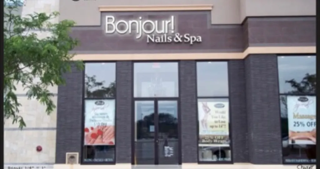 Bonjour! Nails And Spa — Beauty salon in Toledo